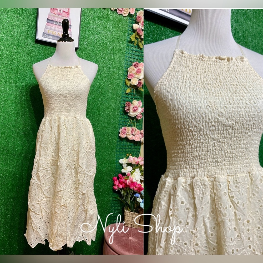 🌷Brand new halter eyelet dress can fit Sm up to L cotton very nice quality!🌷